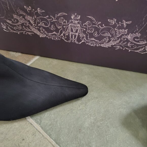 Jeffrey Campbell Stretch Bootie with gold heel - Picture 9 of 10